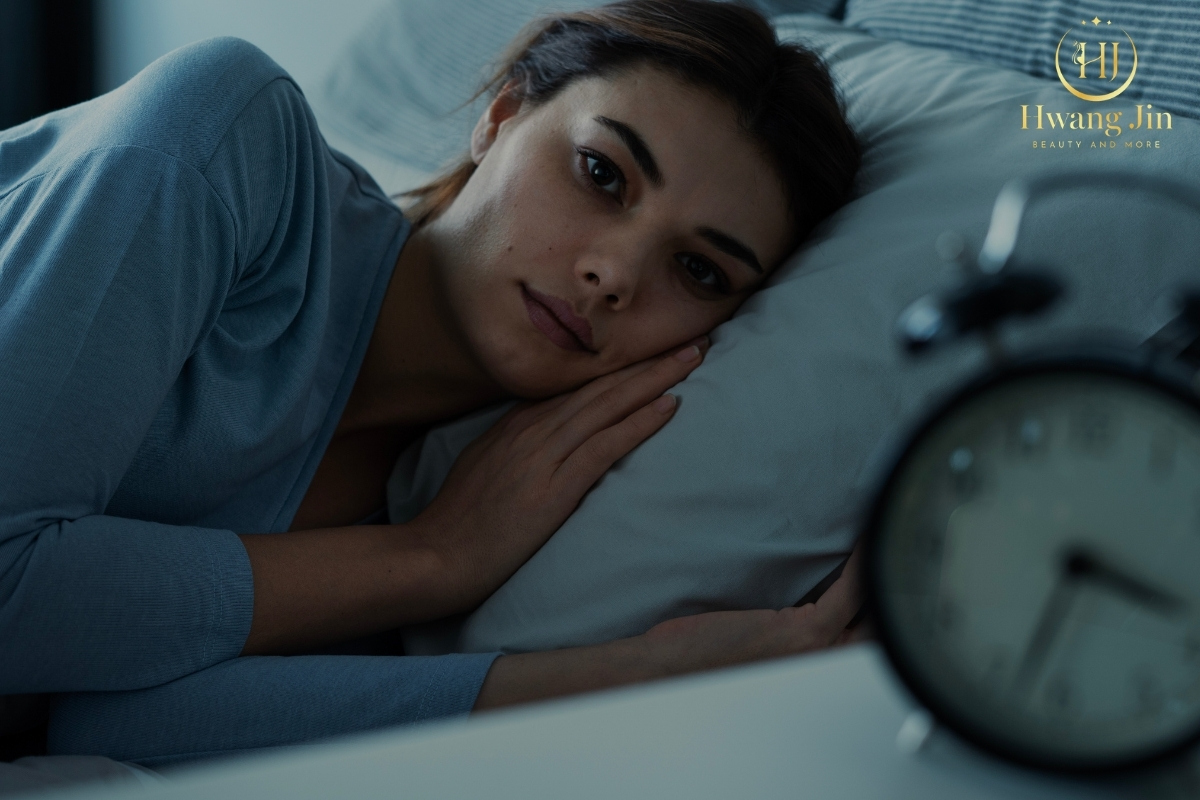 cang-thang-mat-ngu-anh-huong-den-noi-tiet-to-the-nao