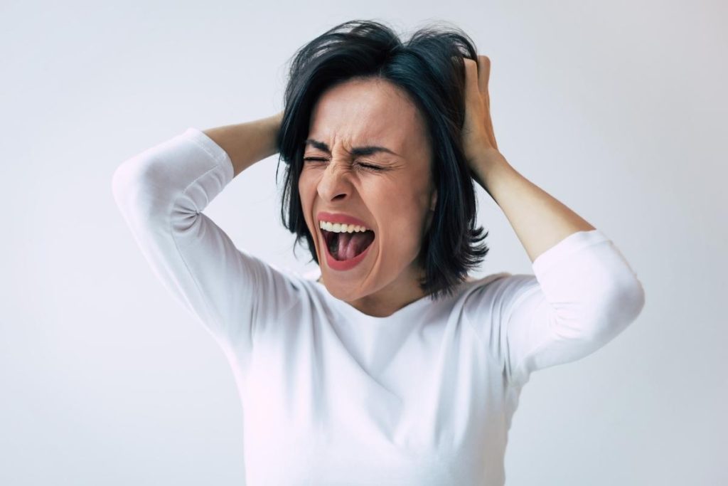 Thiếu enzyme kéo dài có thể ảnh hưởng đến hệ tiêu hóa và sức khỏe toàn thân, làm giảm khả năng hấp thu dinh dưỡng và năng lượng của cơ thể.